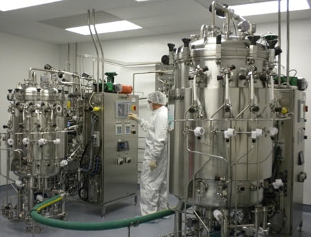 Batch Versus Continuous Microbial Culture